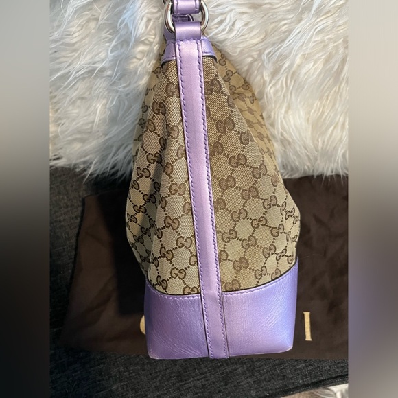 💜💜💜Gucci Lovely Heart Hobo Bag💜💜💜 - Picture 4 of 10